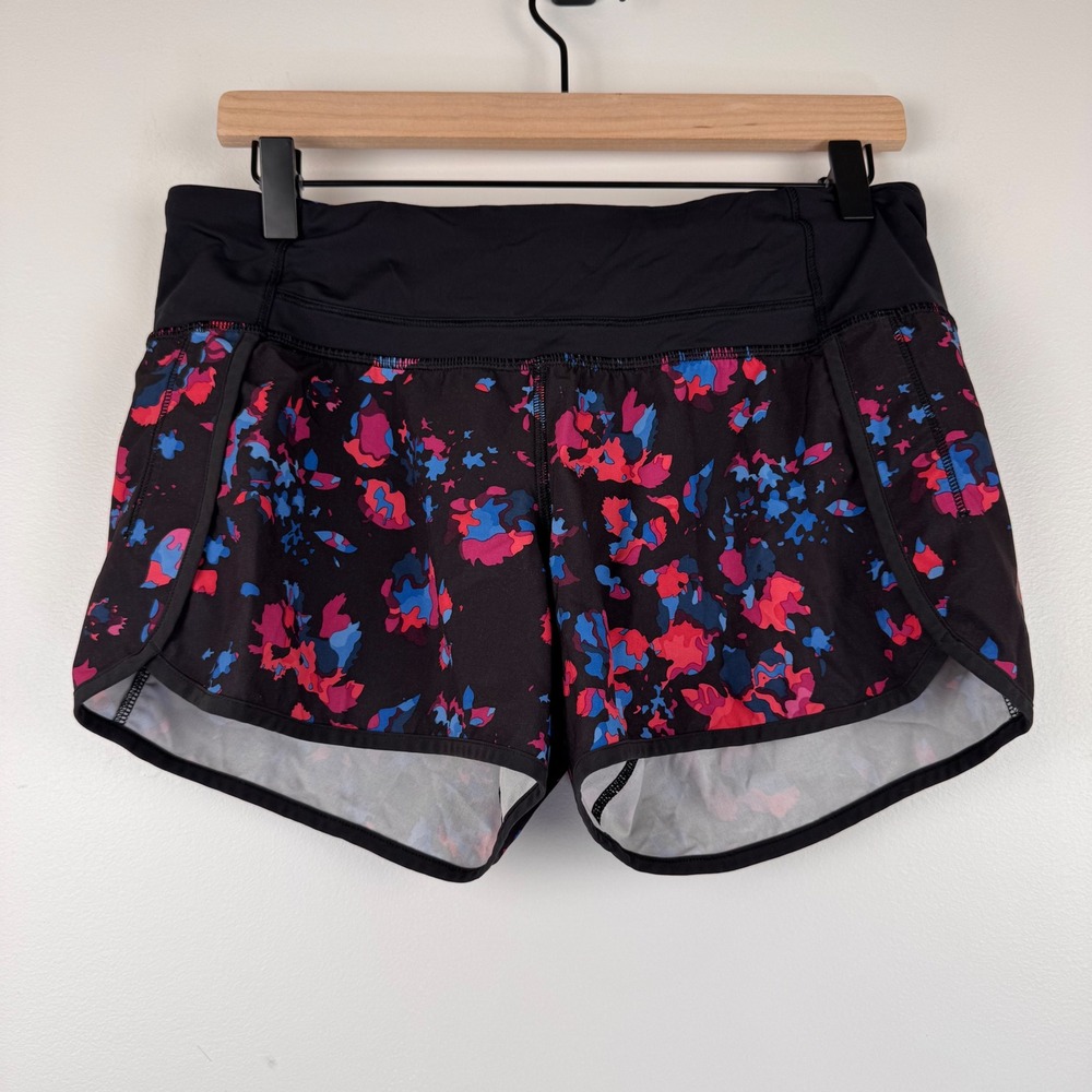 Lululemon Speed Up Womens 6 Black Floral Running‎ Athletic Shorts
